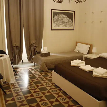 Let's Guest Academy Affittacamere
